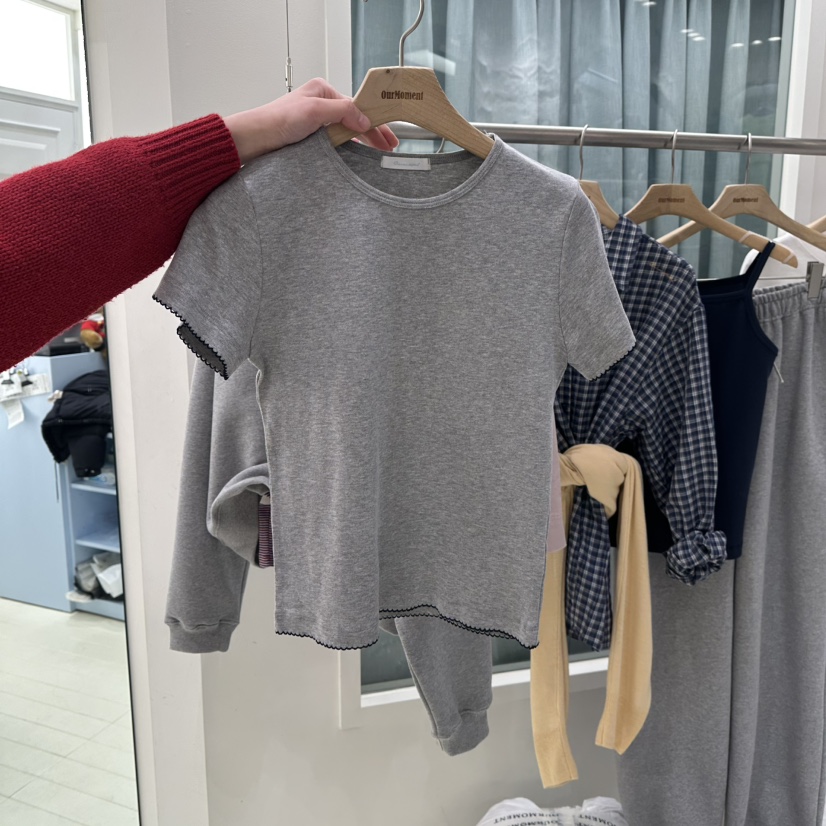 OURMOMENT韓國代購女士新款職業熱賣休閑真品人氣時尚T恤OURMOMENTT恤圖色3