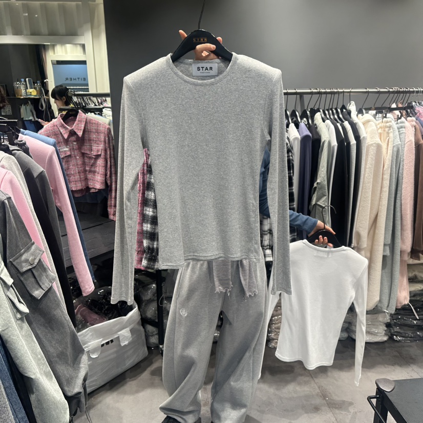 STAR-L東大門實拍女士新款真品職業休閑時尚熱賣長袖T恤STAR-L長袖T恤圖色2