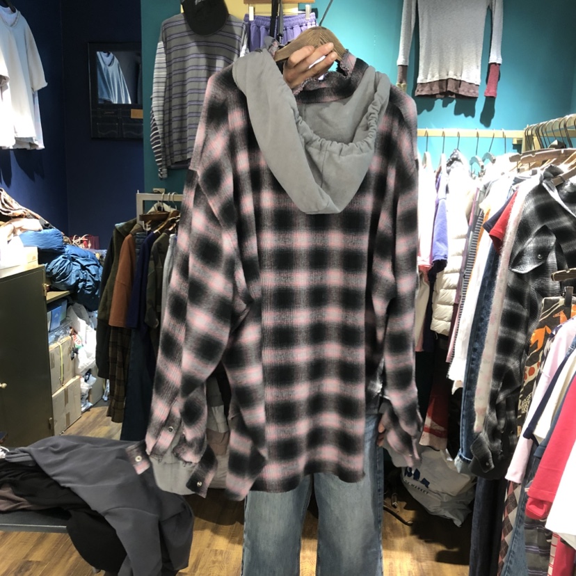 MERCI LINDA韓國直郵女裝新款時尚26春夏襯衫蕾絲衫格紋羅紋MERCI LINDA襯衫/蕾絲衫