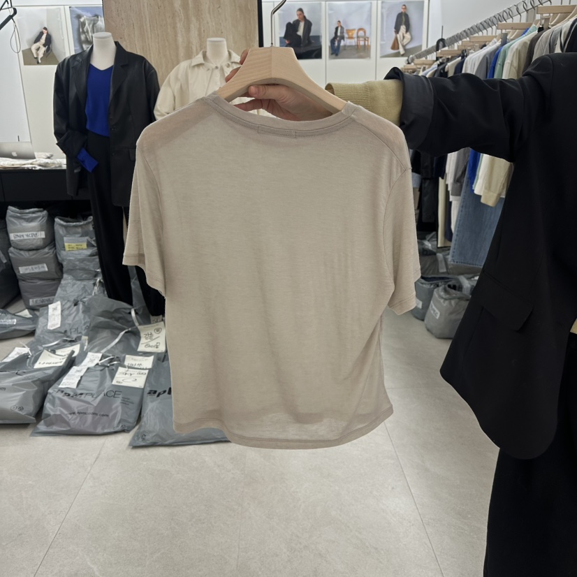 WRITTEN BY東大門代購女士新品真品休閑職業時尚T恤羊絨WRITTEN BYT恤