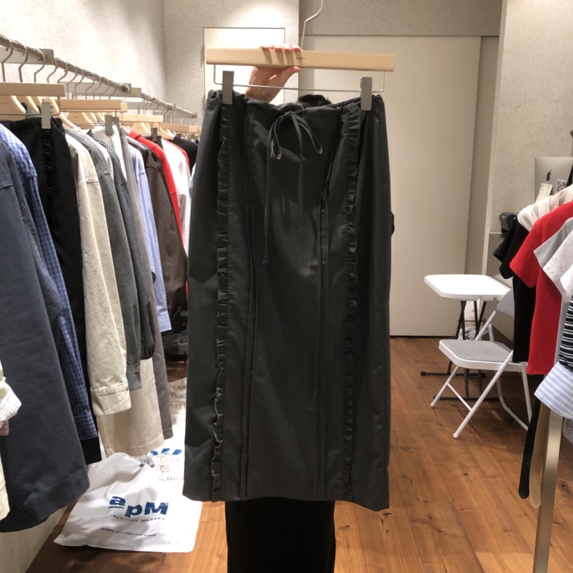 COMELY韓國代購女裝新品真品人氣職業26春夏推薦休閑長裙COMELY長裙圖色1