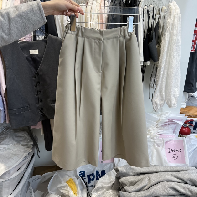 RIVEROOM東大門實拍女裝新品時尚人氣熱賣職業推薦休閑短褲RIVEROOM短褲圖色2