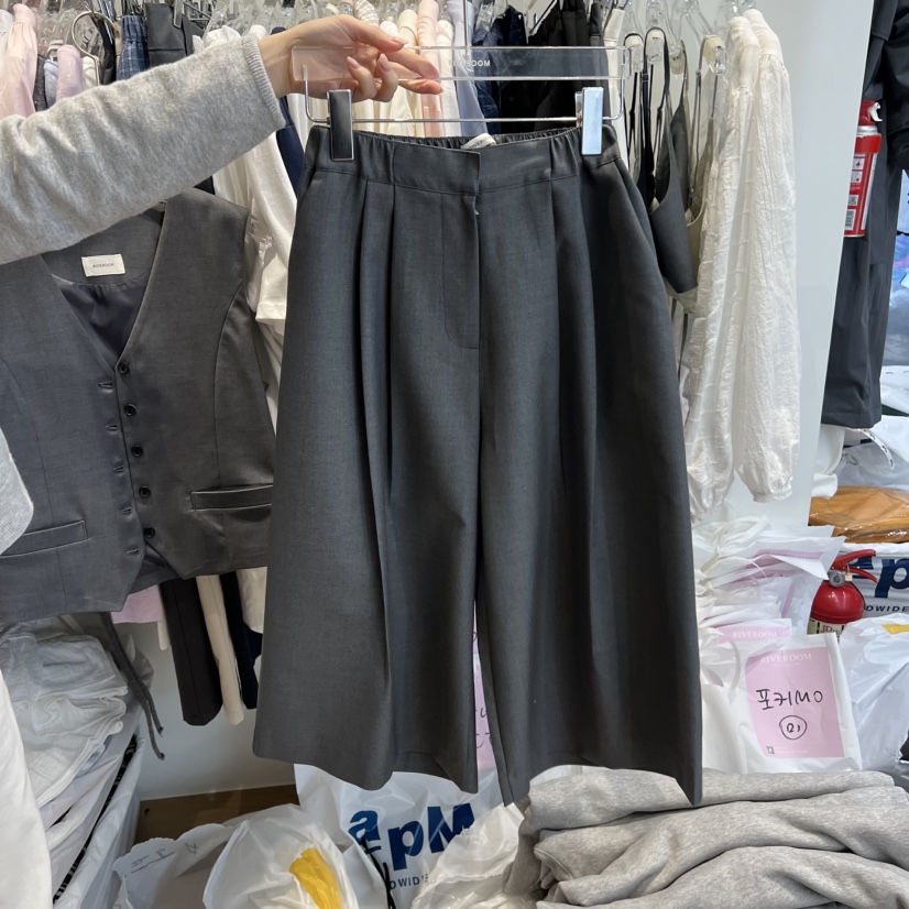 RIVEROOM東大門實拍女裝新品時尚人氣熱賣職業推薦休閑短褲RIVEROOM短褲圖色3