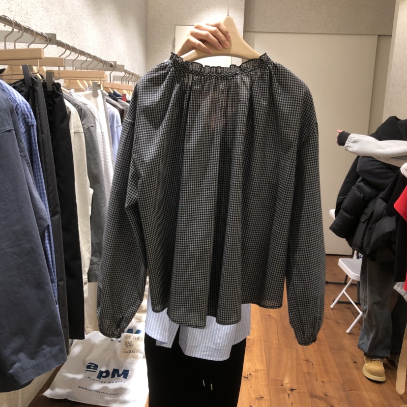 COMELY東大門直郵女士新款休閑人氣時尚熱賣襯衫蕾絲衫格紋COMELY襯衫/蕾絲衫