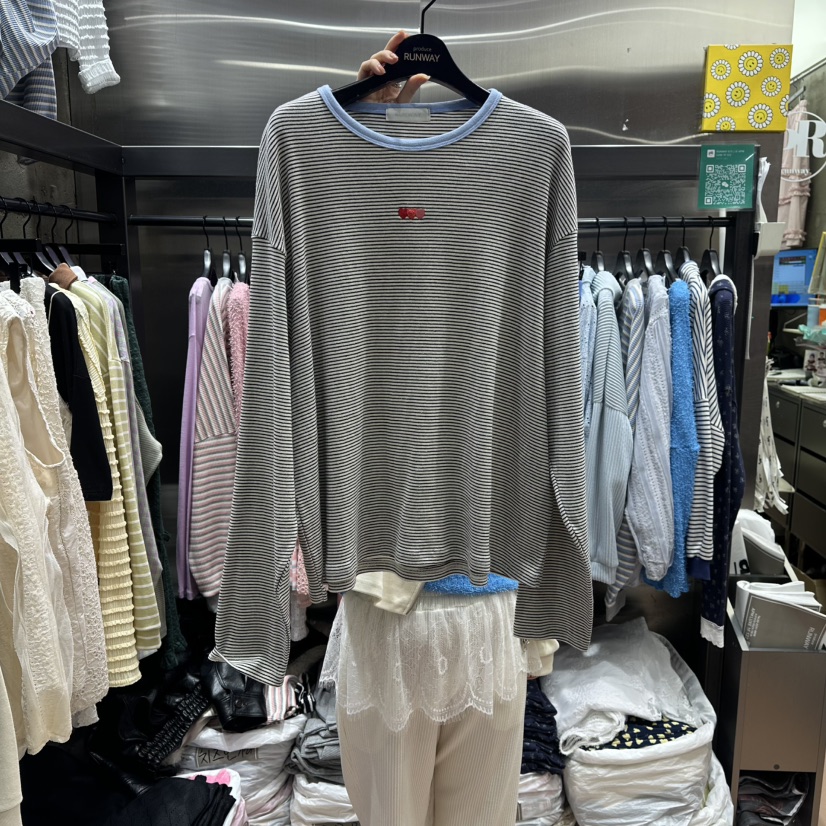 RUNWAY-런웨이韓國代購女裝新品時尚人氣休閑熱賣長袖T恤RUNWAY長袖T恤圖色1