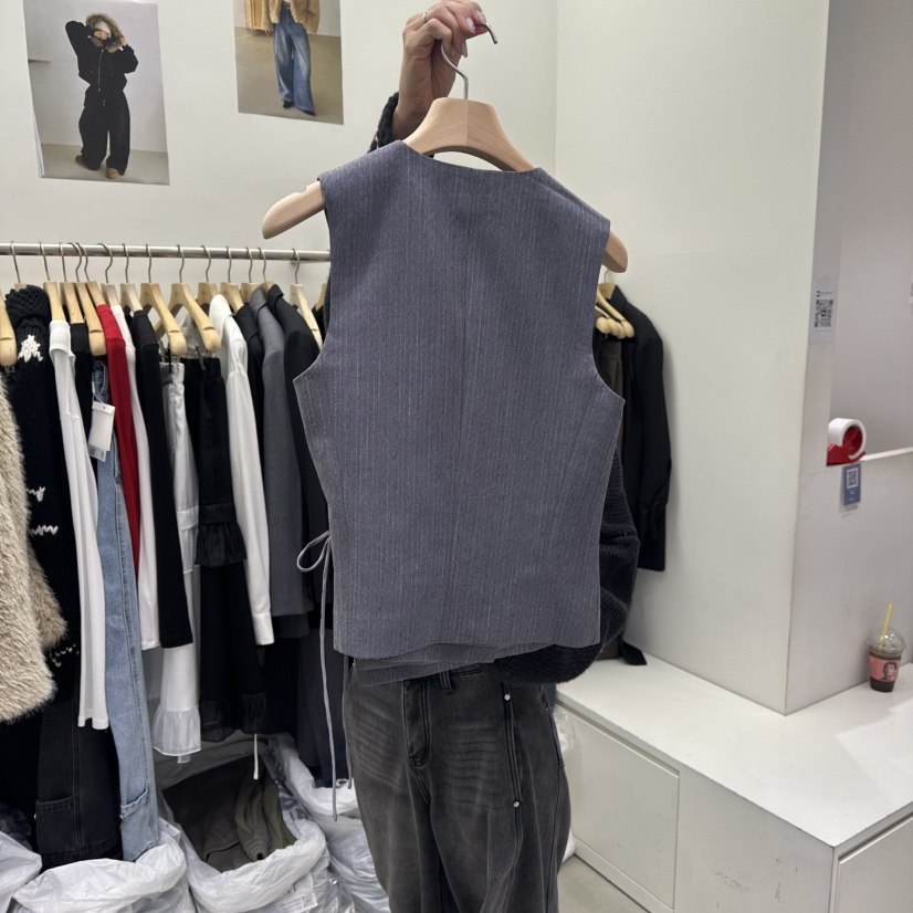 VIVEL韓國直郵女裝新品時尚真品推薦職業休閑26春夏熱賣馬甲VIVEL馬甲