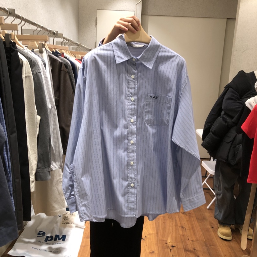 COMELY東大門實拍女士新款職業休閑推薦襯衫蕾絲衫口袋刺繡COMELY襯衫/蕾絲衫圖色1