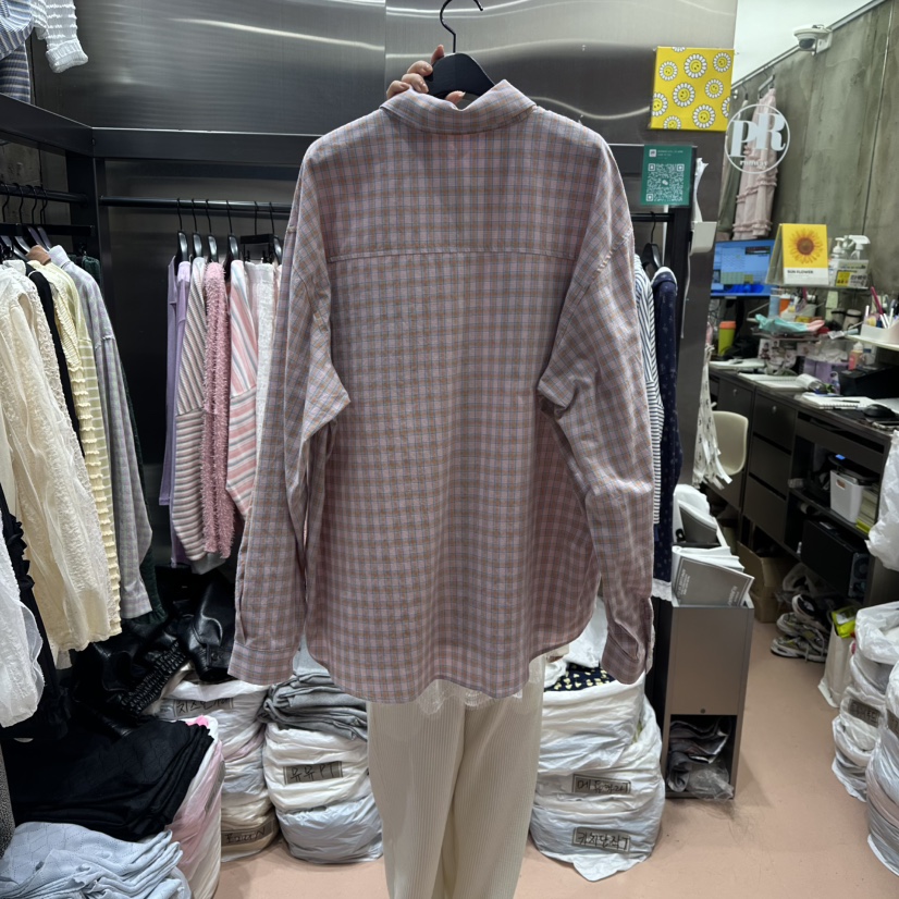 RUNWAY-런웨이韓國直郵女裝新品人氣職業襯衫蕾絲衫格子RUNWAY襯衫/蕾絲衫