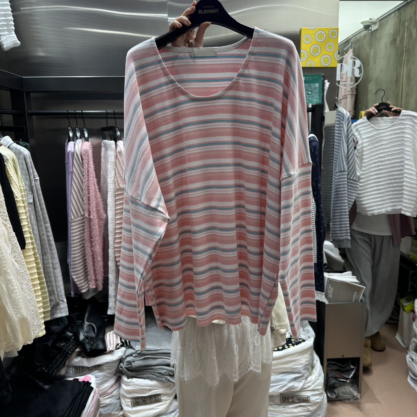 RUNWAY-런웨이韓國代購女裝新品職業推薦真品時尚長袖T恤RUNWAY長袖T恤圖色2