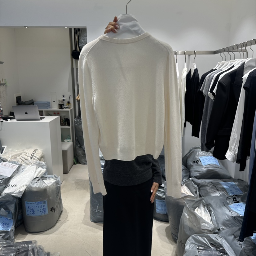 RICH SISTER韓國直郵女裝新品推薦職業時尚針織衫羊毛紐扣RICH SISTER針織衫