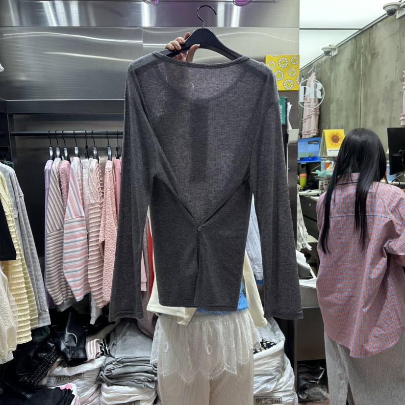 RUNWAY-런웨이東大門實拍女裝新款26春夏真品休閑長袖T恤RUNWAY長袖T恤