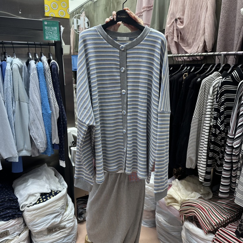 RUNWAY-런웨이韓國代購女士新品熱賣26春夏人氣時尚長袖T恤RUNWAY長袖T恤圖色3