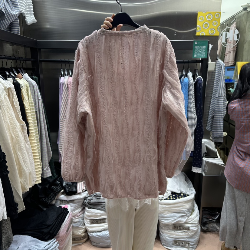 RUNWAY-런웨이韓國代購女士新款真品推薦襯衫蕾絲衫蕾絲RUNWAY襯衫/蕾絲衫