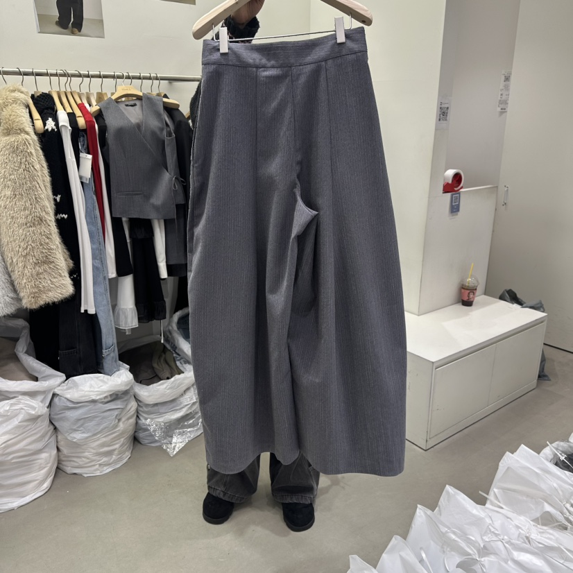 VIVEL東大門實拍女裝新品時尚熱賣人氣26春夏休閑真品休閑褲VIVEL休閑褲