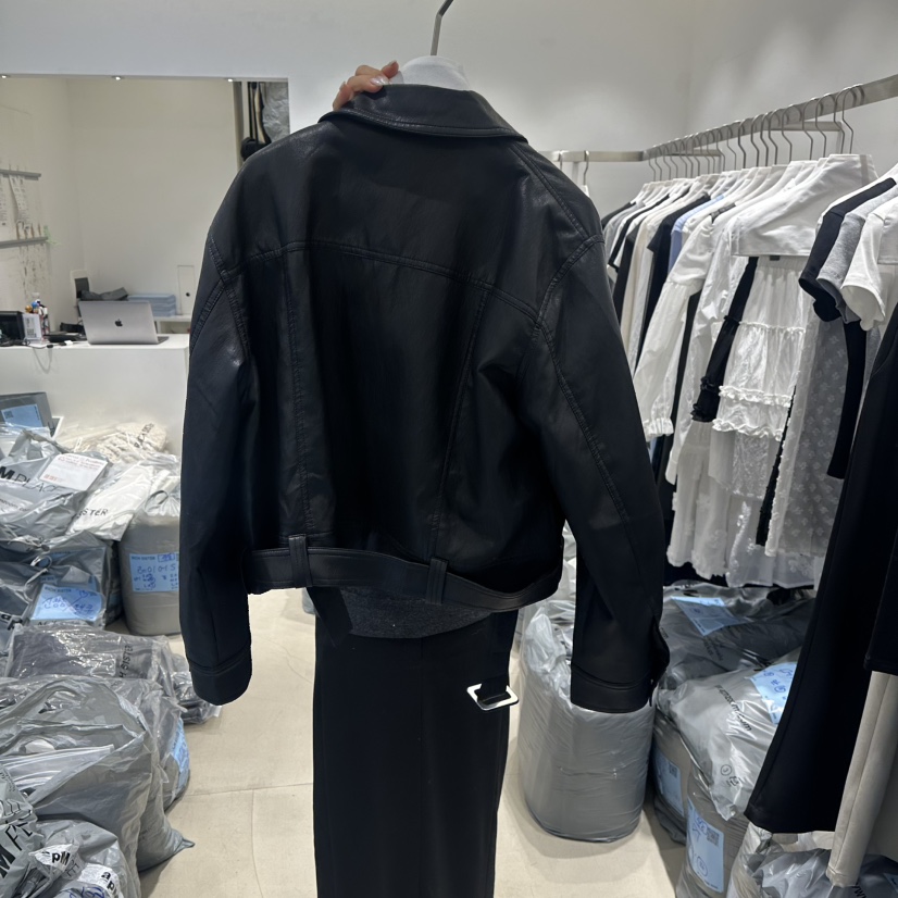 RICH SISTER韓國直郵女士新品人氣職業時尚推薦夾克含腰帶RICH SISTER夾克