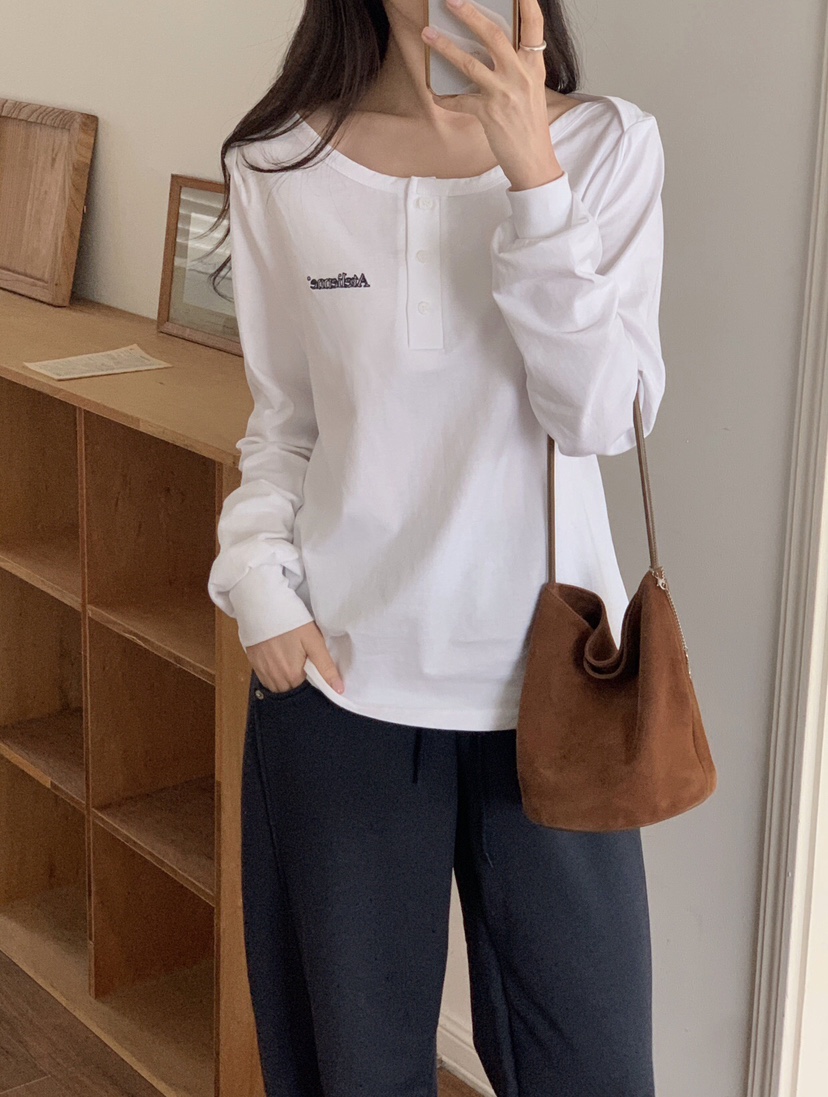 FORMSTUDIO韓國直郵女裝新品職業熱賣時尚人氣長袖T恤船領FORMSTUDIO長袖T恤