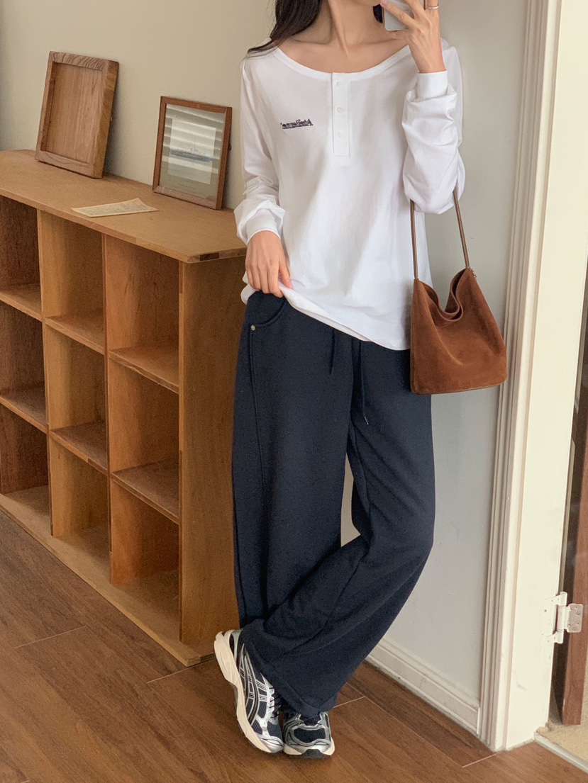 FORMSTUDIO韓國直郵女裝新品職業熱賣時尚人氣長袖T恤船領FORMSTUDIO長袖T恤