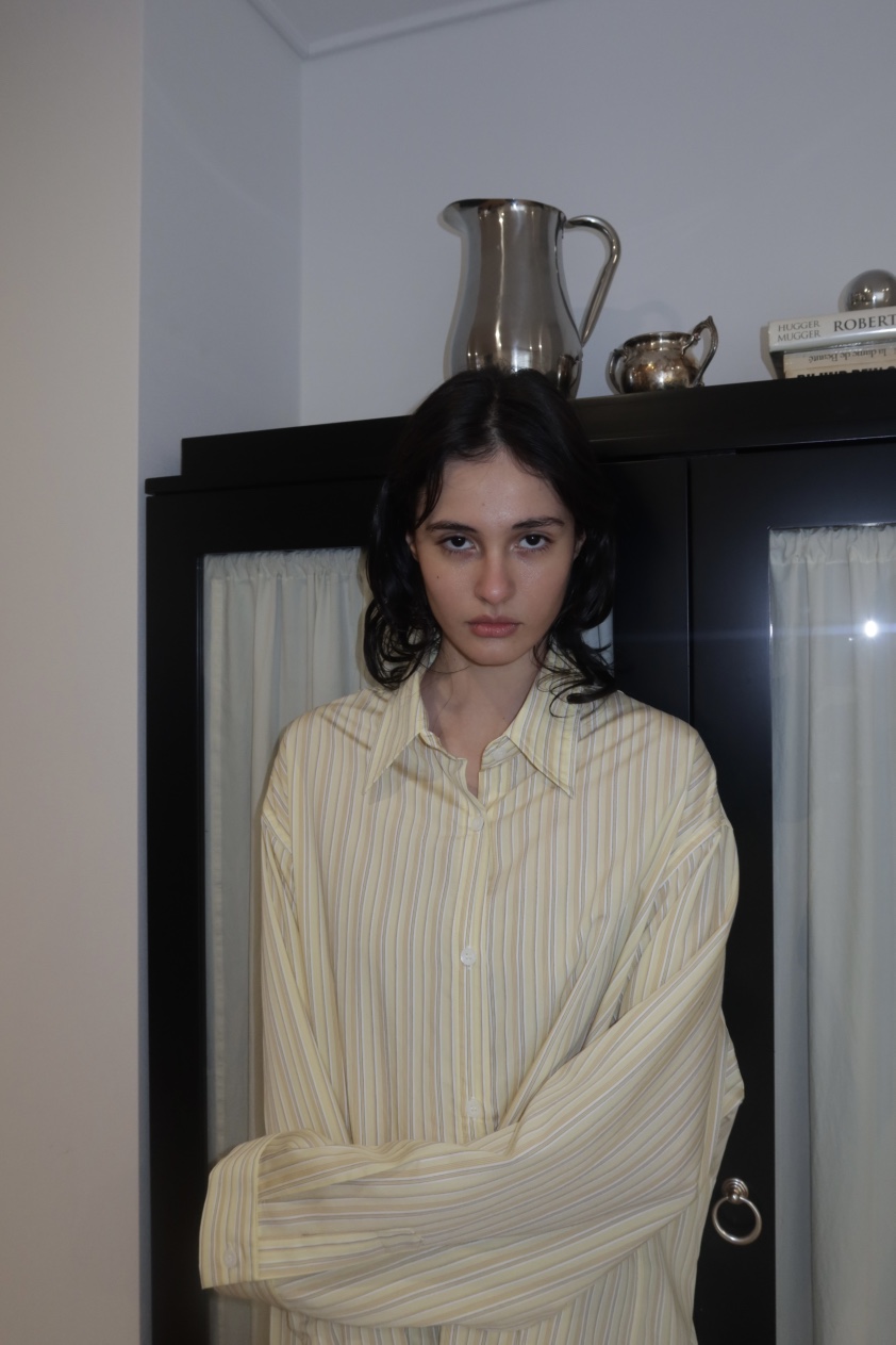 FIFO/UNANSWERED-MYSTERY東大門代購女士新品職業襯衫蕾絲衫FIFO/UNANSWERED-MYSTERY襯衫/蕾絲衫