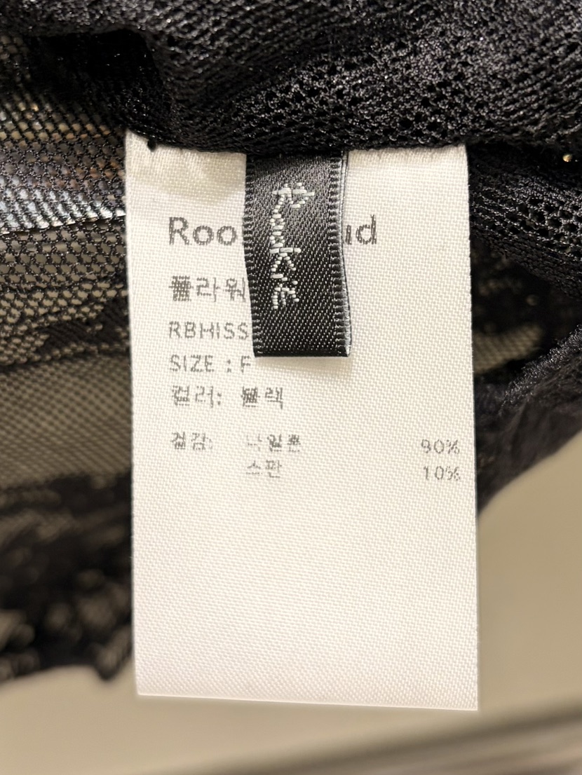 ROOKIE BUD東大門代購女裝新款26春夏熱賣長袖T恤花朵透明ROOKIE BUD-L長袖T恤