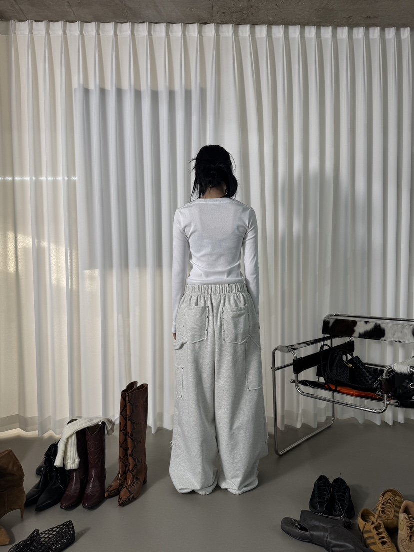 FIFO/UNANSWERED-MYSTERY韓國直郵女裝新品推薦長袖T恤FIFO/UNANSWERED-MYSTERY長袖T恤