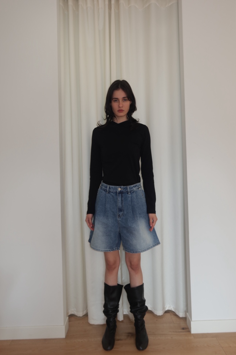 FIFO/UNANSWERED-MYSTERY韓國代購女士新品真品熱賣短褲FIFO/UNANSWERED-MYSTERY短褲