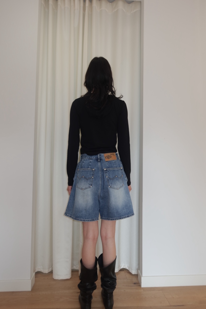 FIFO/UNANSWERED-MYSTERY韓國代購女士新品真品熱賣短褲FIFO/UNANSWERED-MYSTERY短褲