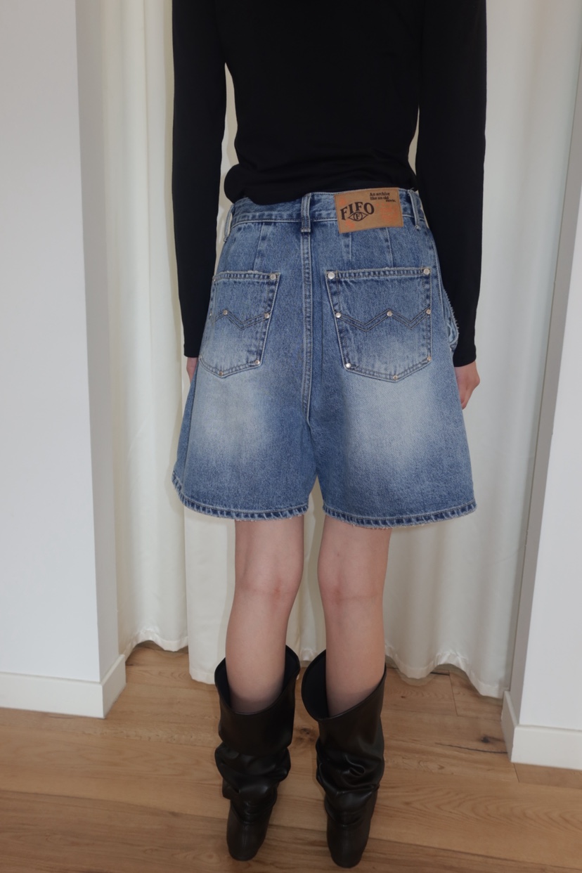 FIFO/UNANSWERED-MYSTERY韓國代購女士新品真品熱賣短褲FIFO/UNANSWERED-MYSTERY短褲