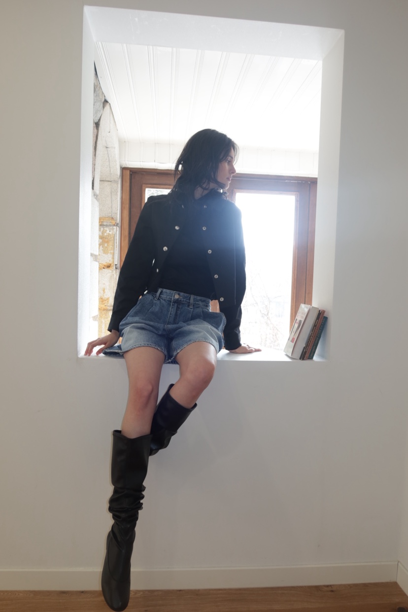 FIFO/UNANSWERED-MYSTERY韓國代購女士新品真品熱賣短褲FIFO/UNANSWERED-MYSTERY短褲