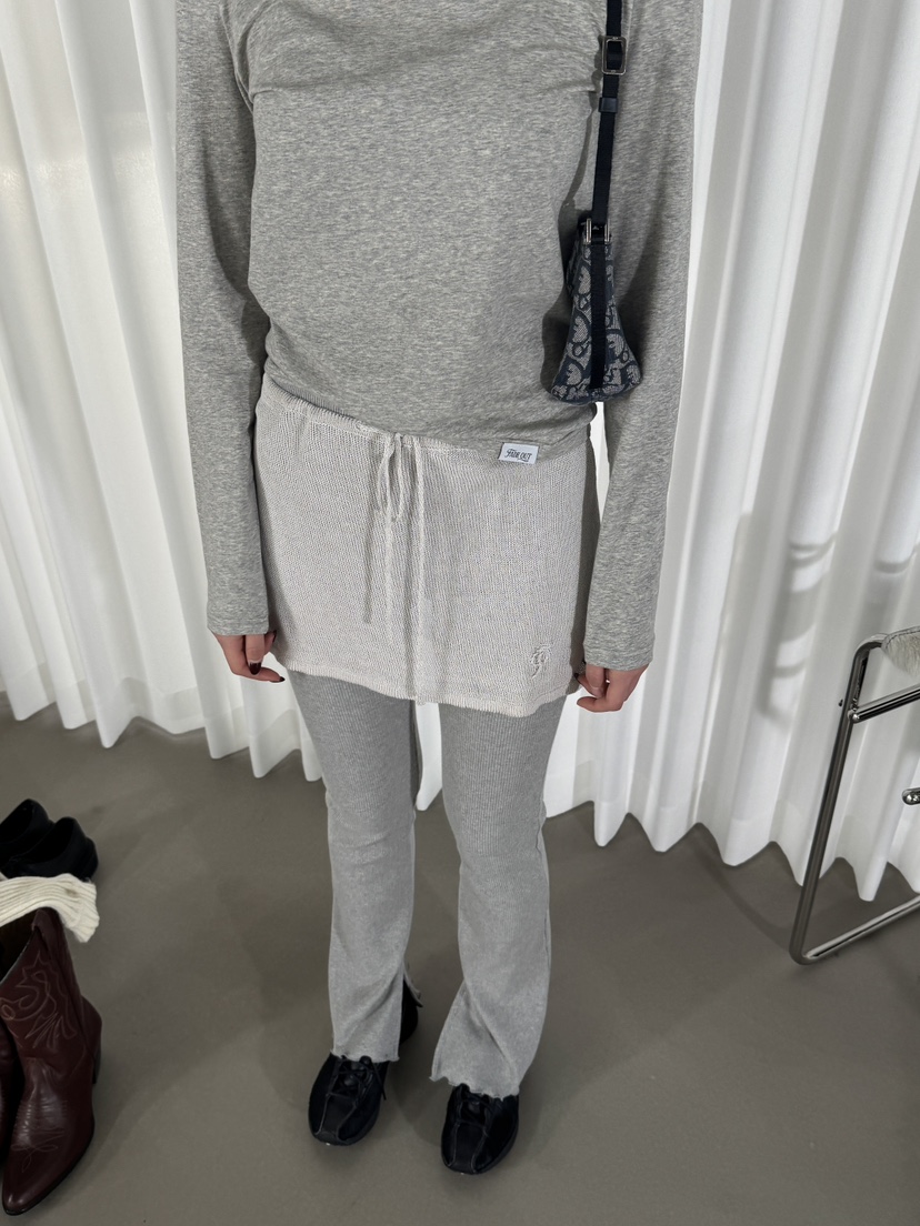 FIFO/UNANSWERED-MYSTERY東大門直郵女士新款真品休閑褲FIFO/UNANSWERED-MYSTERY休閑褲