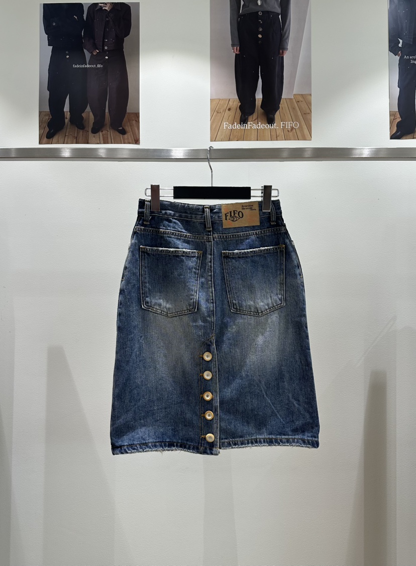 FIFO/UNANSWERED-MYSTERY東大門實拍女士新款職業半身裙中短裙FIFO/UNANSWERED-MYSTERY半身裙/中短裙