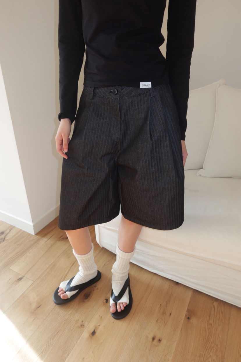 FIFO/UNANSWERED-MYSTERY東大門直郵女士新款26春夏短褲FIFO/UNANSWERED-MYSTERY短褲