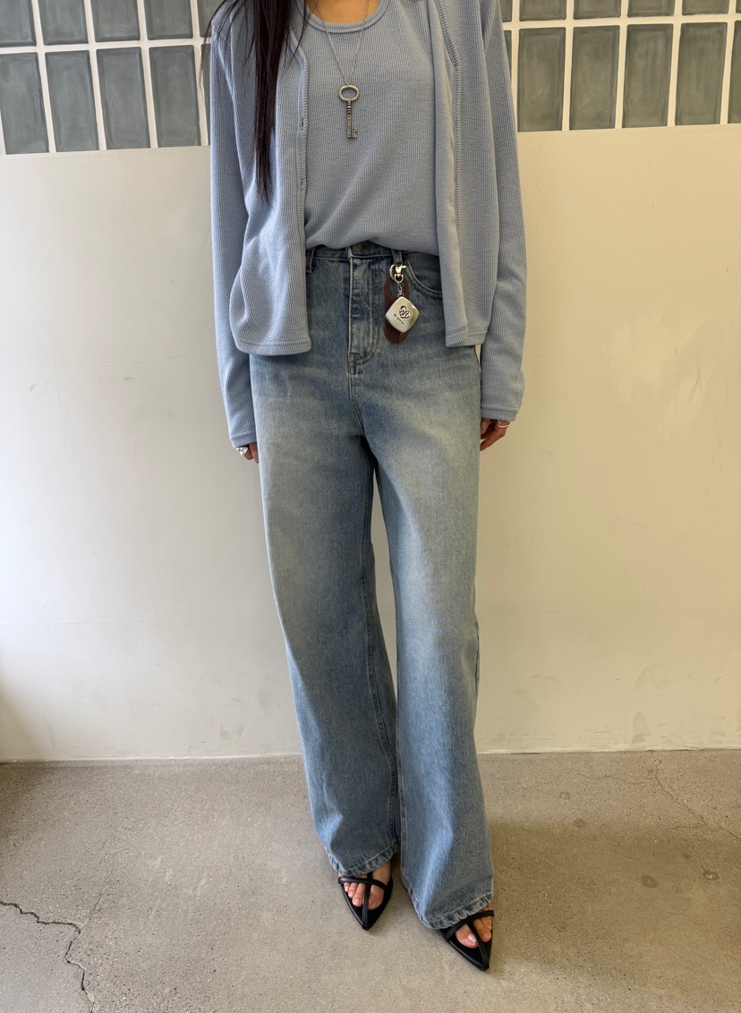 DE GO YOU東大門實拍女士新品人氣真品休閑牛仔褲修身喇叭DE GO YOU牛仔褲