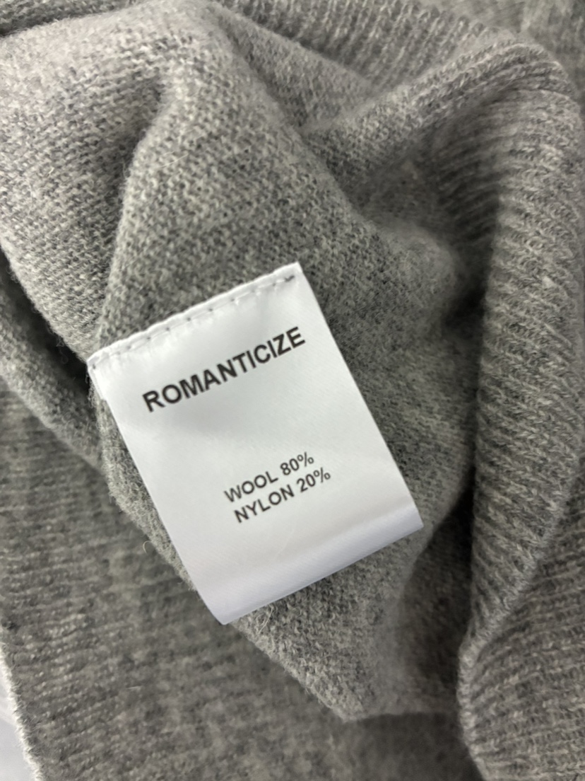 ROMANTICIZE韓國直郵女士新款職業休閑推薦時尚針織衫V領ROMANTICIZE針織衫