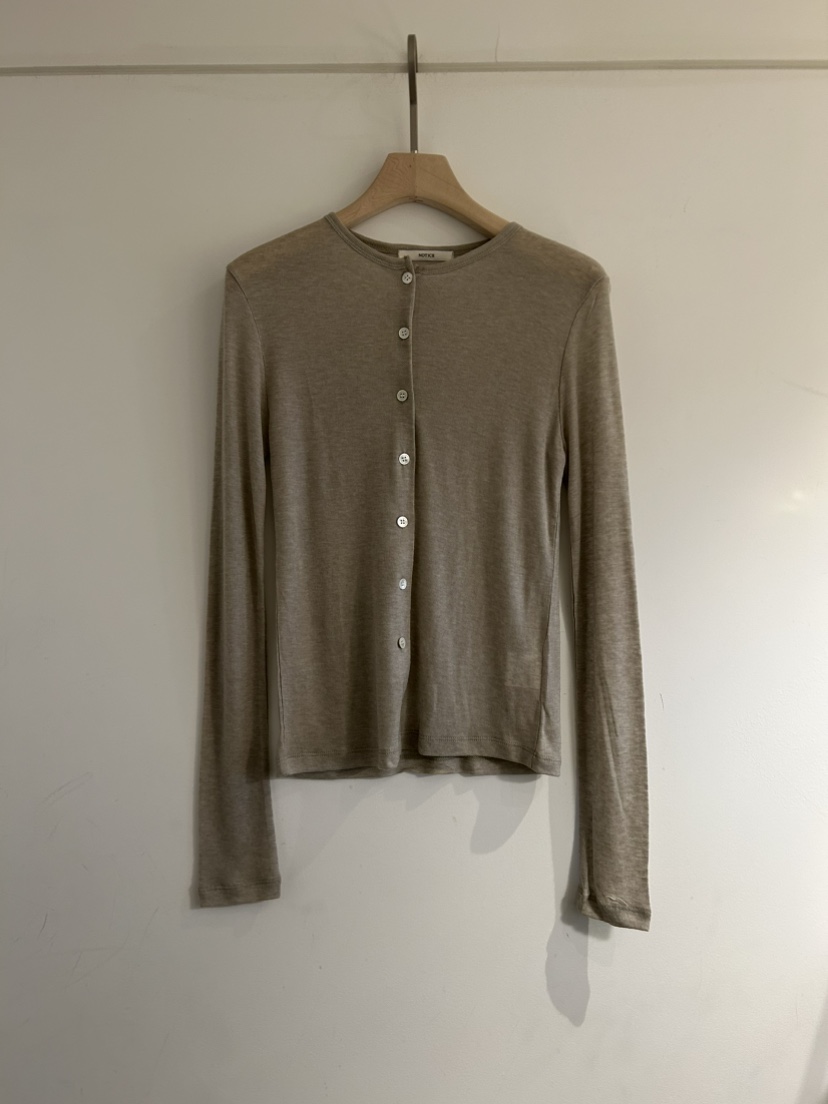 NOTICE韓國直郵女士新品時尚熱賣26春夏真品長袖T恤羊毛衫NOTICE長袖T恤圖色5