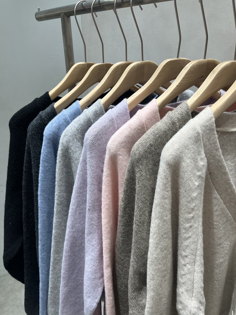 EVERCOMMERCE METICULOUSLY DESIGNED東大門實拍女裝新品26春夏針織衫開襟衫EVERCOMMERCE METICULOUSLY DESIGNED針織衫