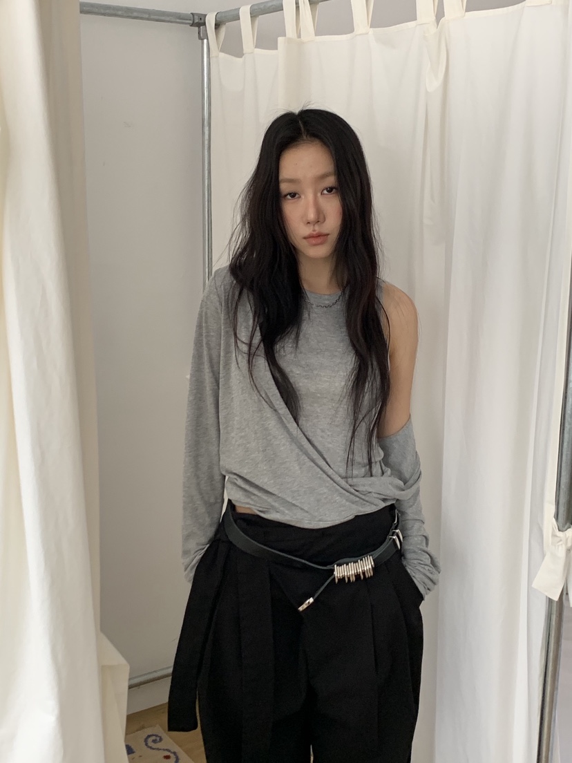 SUNDER MARKET韓國直郵女士新款熱賣真品人氣推薦長袖T恤SUNDER MARKET長袖T恤