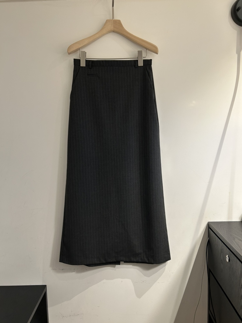 NOTICE東大門實拍女士新品休閑人氣職業26春夏真品長裙條紋NOTICE長裙圖色1