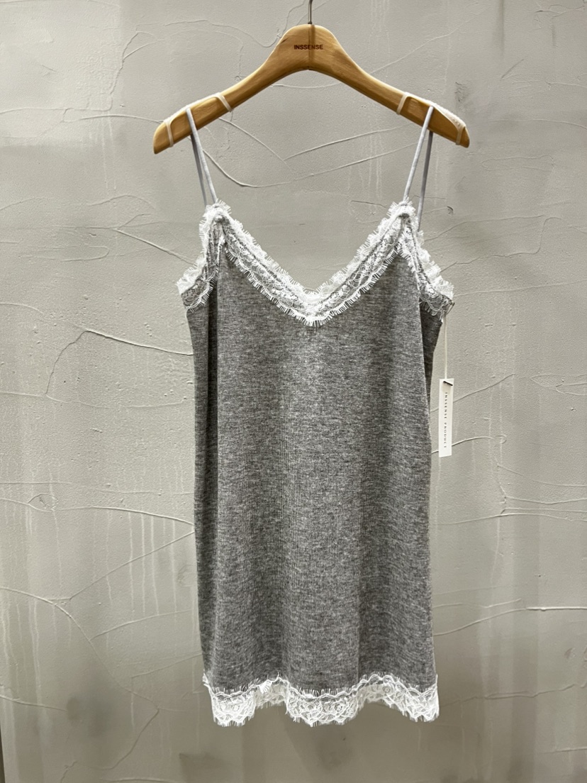 INSSENSE-A東大門代購女裝新款26春夏時尚吊帶背心蕾絲開衩INSSENSE-A吊帶/背心圖色1