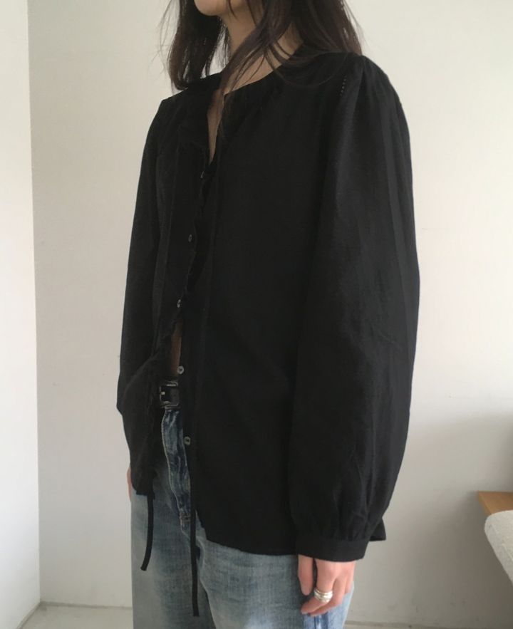 BOBBIE DOLL東大門直郵女士新款人氣26春夏推薦襯衫蕾絲衫BOBBIE DOLL襯衫/蕾絲衫