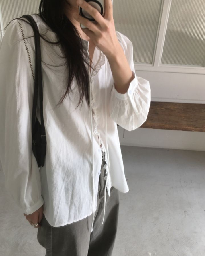 BOBBIE DOLL東大門直郵女士新款人氣26春夏推薦襯衫蕾絲衫BOBBIE DOLL襯衫/蕾絲衫