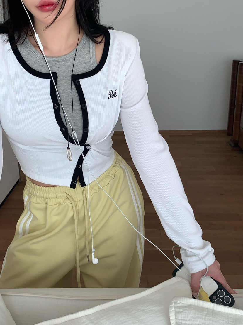 REVE CITE-L韓國直郵女裝新品熱賣時尚長袖T恤刺繡開衫REVE CITE-L長袖T恤