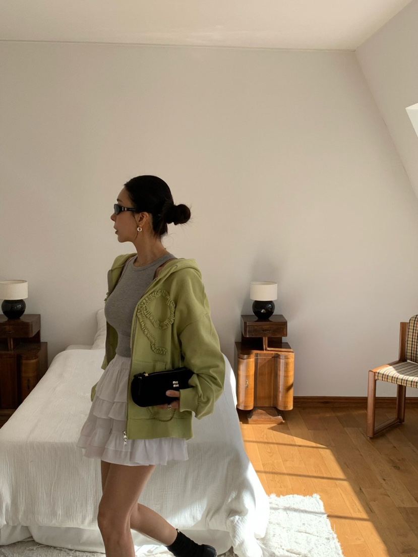 REVE CITE-L東大門代購女士新品休閑夾克連帽拉鏈衫荷葉邊REVE CITE-L夾克