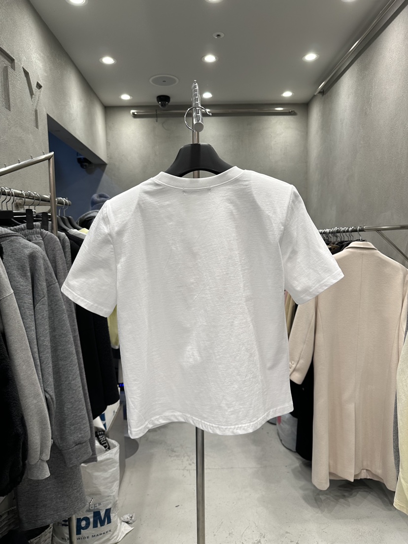 CELEBRITY-A韓國代購女裝新品職業推薦人氣真品休閑時尚T恤CELEBRITY-AT恤