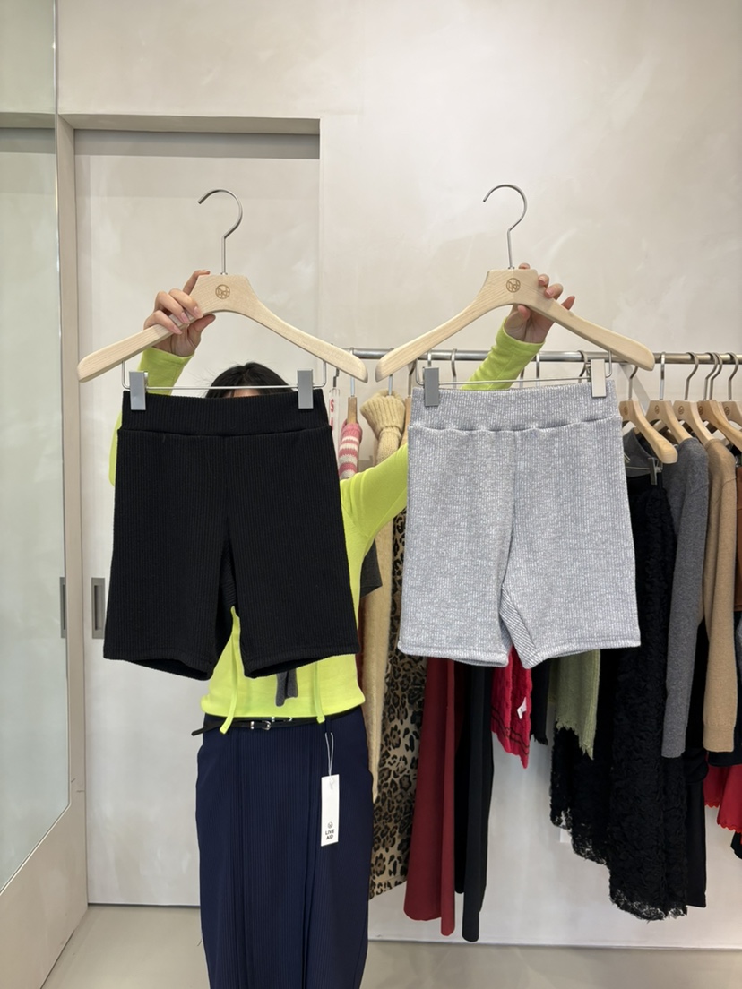 LIVE AID-P東大門代購女士新款推薦真品時尚人氣熱賣短褲LIVE AID-P短褲