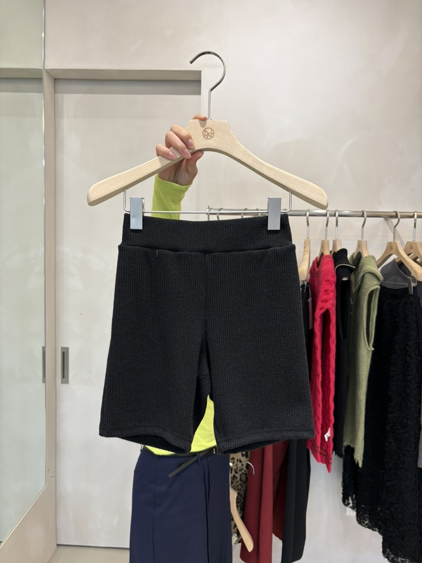 LIVE AID-P東大門代購女士新款推薦真品時尚人氣熱賣短褲LIVE AID-P短褲圖色2