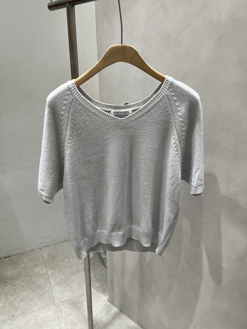 EVERCOMMERCE METICULOUSLY DESIGNED東大門直郵女裝新款休閑針織衫EVERCOMMERCE METICULOUSLY DESIGNED針織衫圖色5