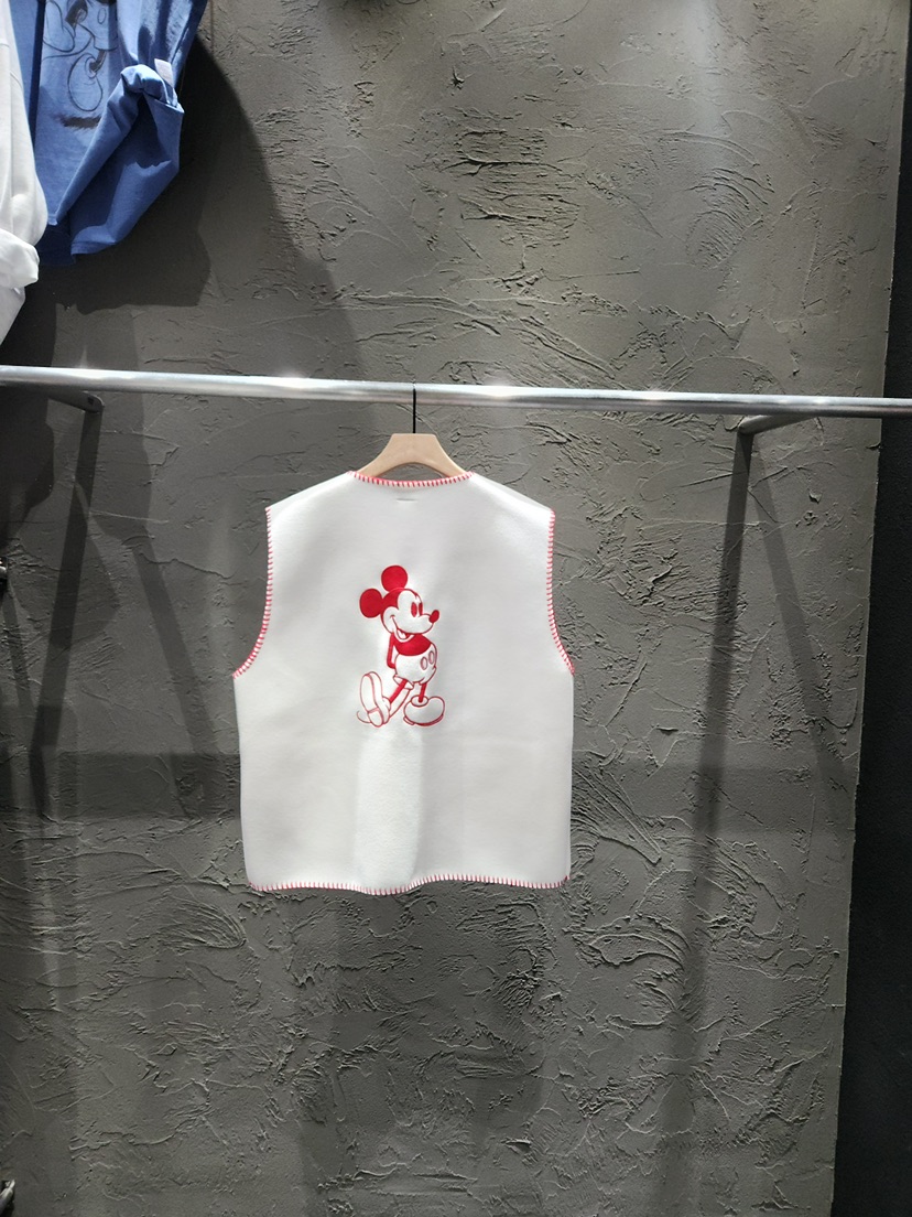 BLACK RIBBON-A東大門直郵女士新品真品熱賣休閑馬甲刺繡BLACK RIBBON-A馬甲