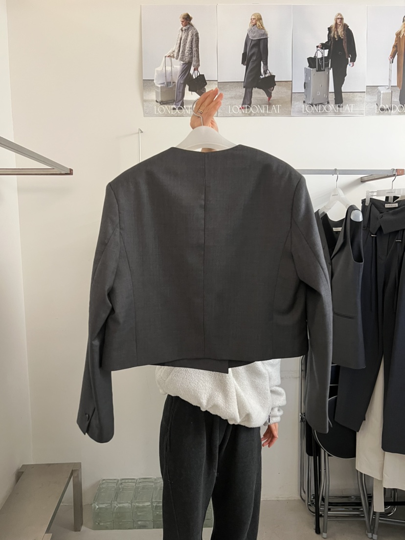 LONDON FLAT東大門實拍女士新品熱賣休閑人氣時尚職業夾克LONDON FLAT夾克