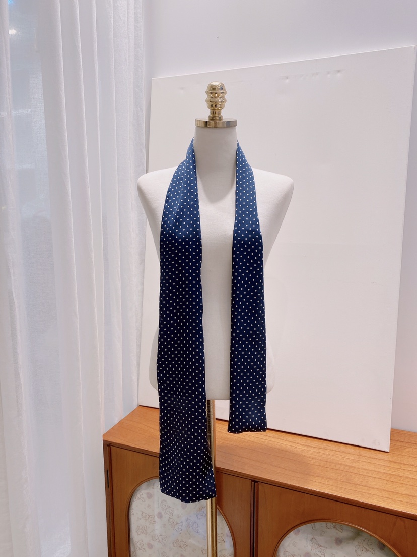 LETAILOR韓國直郵女裝新品時尚真品人氣圍巾披肩圍巾緞面LETAILOR圍巾/披肩