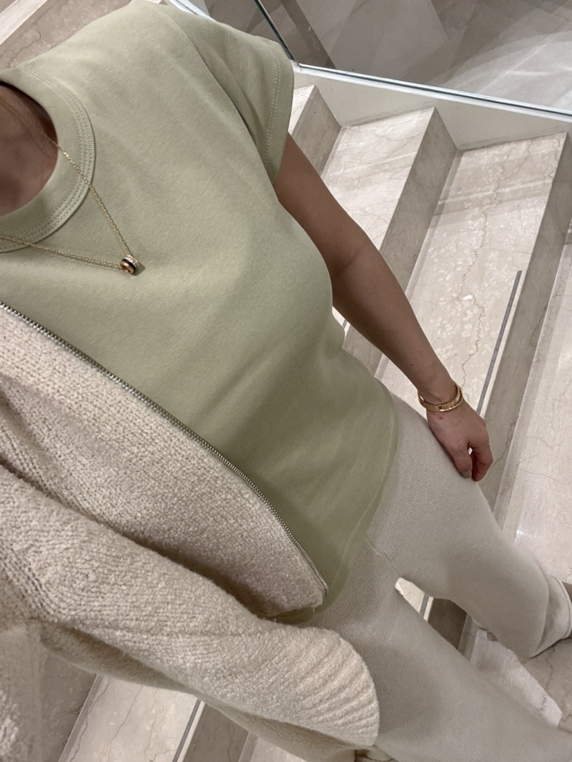 RIAH東大門實拍女裝新品熱賣時尚推薦職業26春夏人氣休閑T恤RIAHT恤